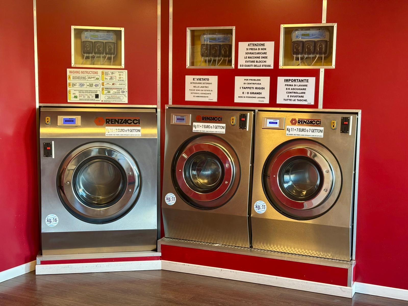 Lavanderia automatica a Cesano Maderno