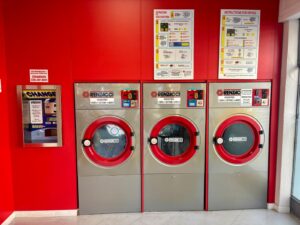 Lavanderia self service a Cesano Maderno